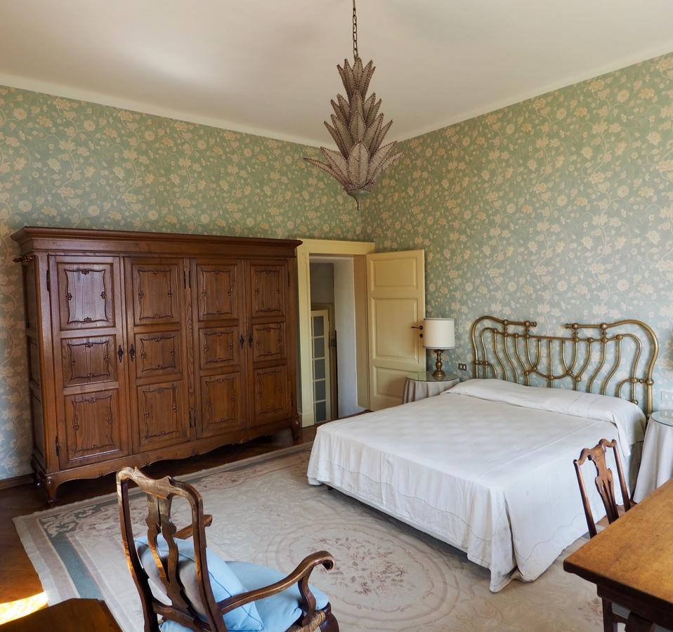メイナ Casa Mondadori Bed & Breakfast エクステリア 写真